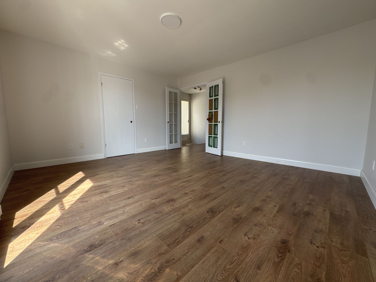 Upper-floor refresh ◆ Montréal (1/5)